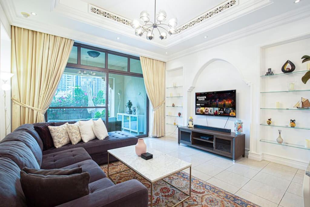 Tranquil Oasis- 2bedroom, Connected To Mall *