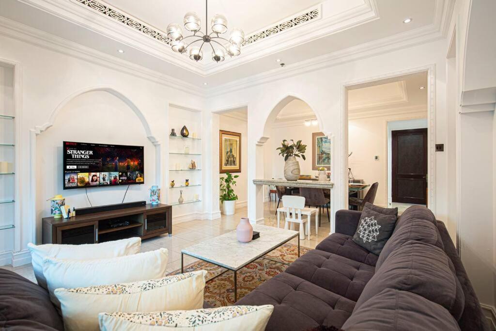 Apartment Tranquil Oasis- 2bedroom, Connected To Mall Dubai